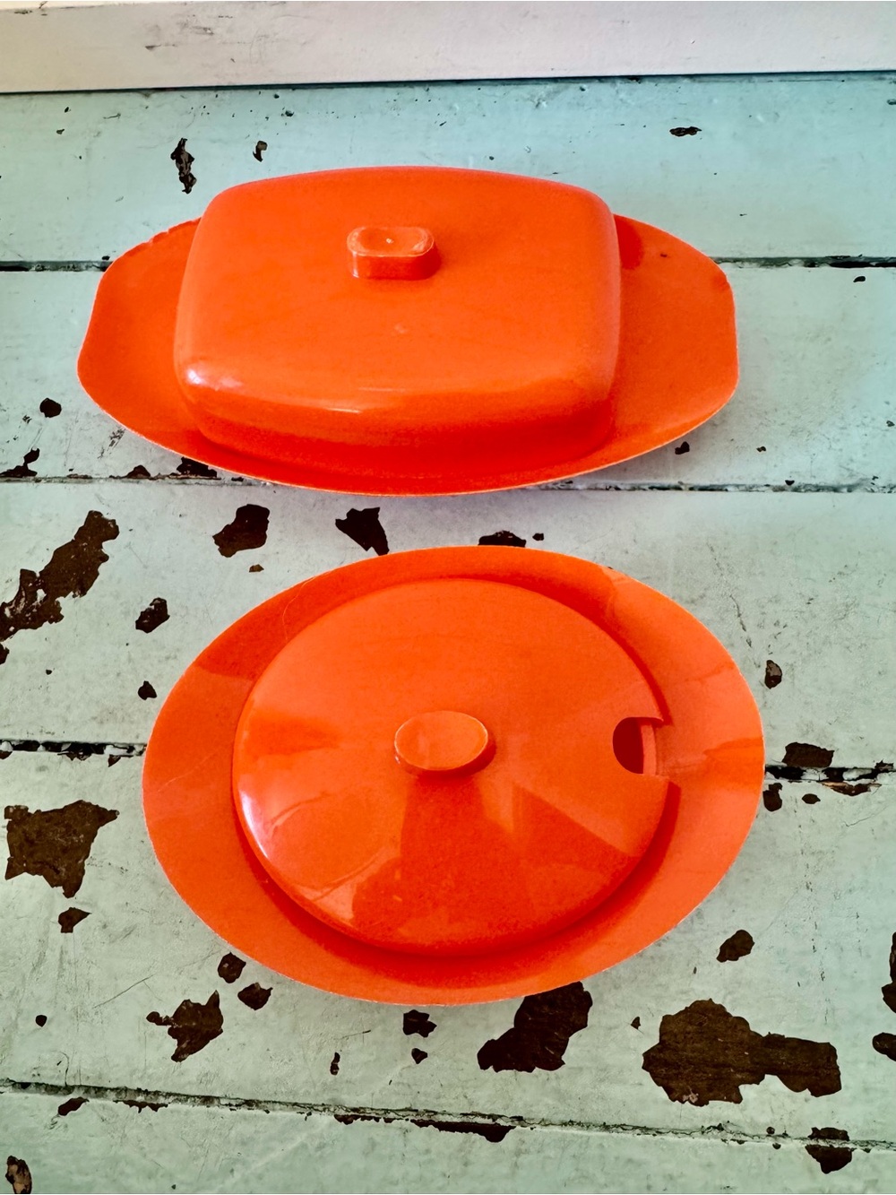 Mid Century Midterm EMBEE Butter Dish and Sugar Bowl Plasticware 60-70’s